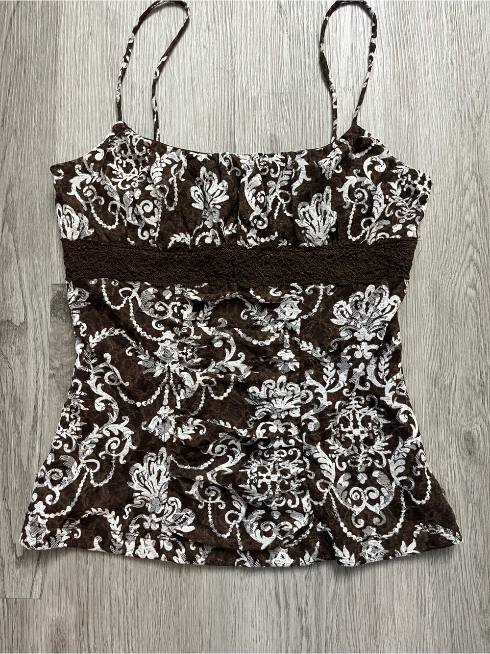 324–Three Hearts Brown and White Floral Lace-Trim Camisole